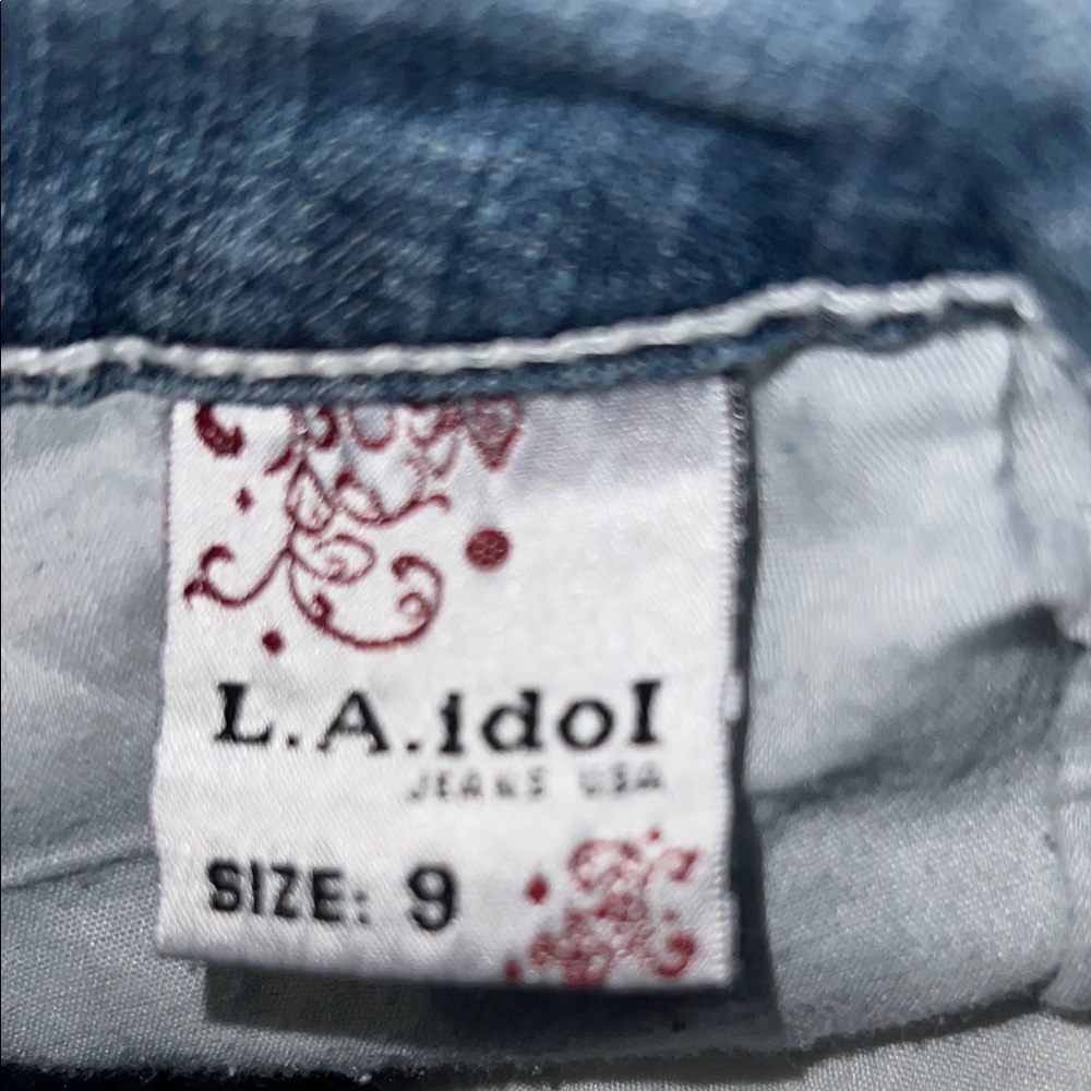 L.A. Idol Blue Skinny Jeans with Embroidered Design - Picture 13 of 15